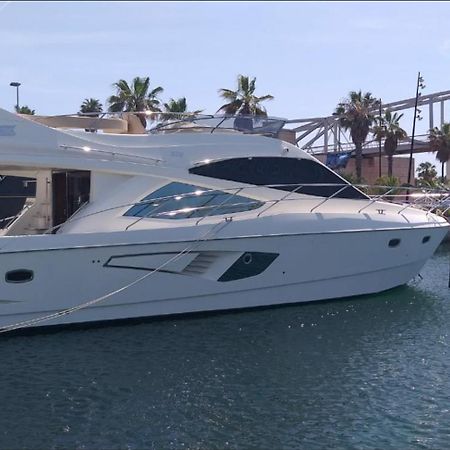 Hotel Yacht In Barcelona Sant Adrià de Besòs Exterior foto